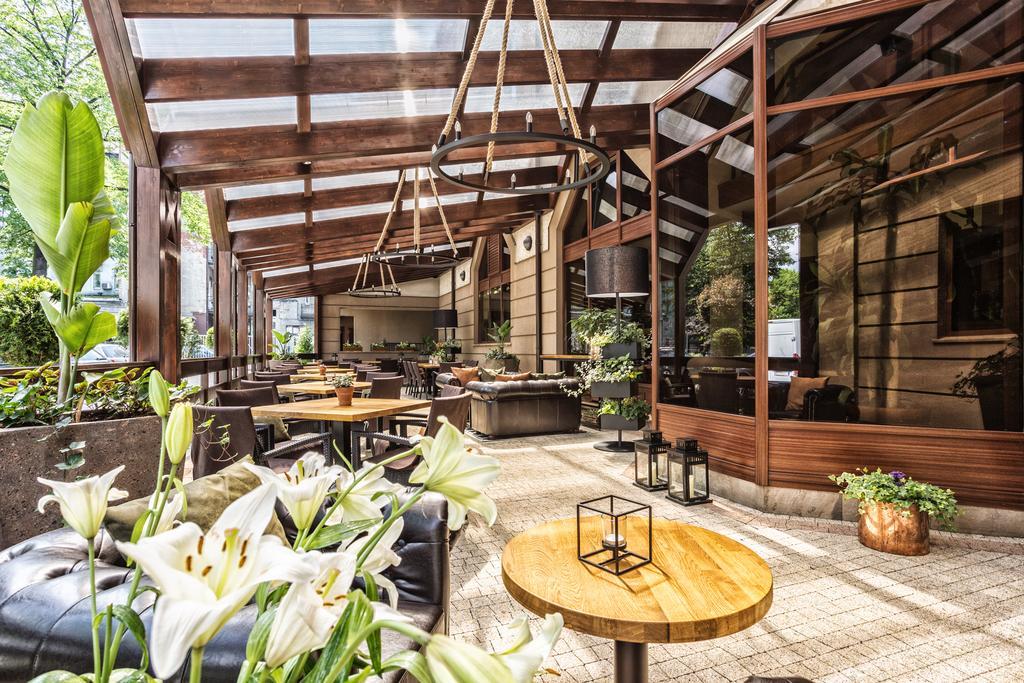 Hotel Silvia Gold Gliwice Exterior photo