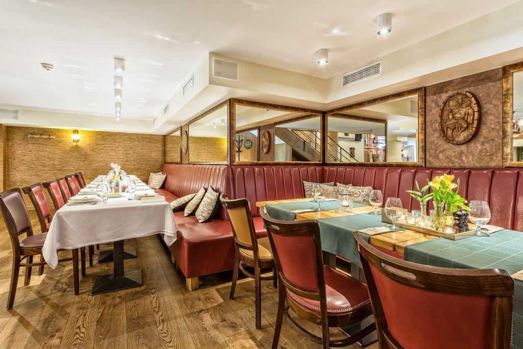 Hotel Silvia Gold Gliwice Exterior photo